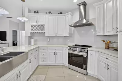 711 Heritage Way, Weston, FL 33326 - Photo 3