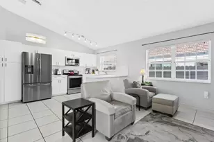 9108 SW 165th Pl, Miami, FL 33196 - Photo 9