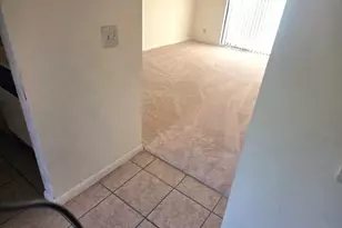2711 NW 104th Ave, Sunrise, FL 33322 - Photo 5