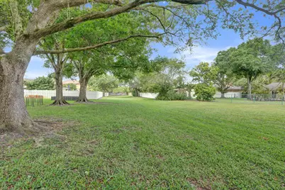 12213 Melissa Way, Cooper City, FL 33026 - Photo 45