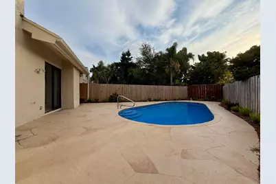 7657 Sierra Terrace W, Boca Raton, FL 33433 - Photo 5