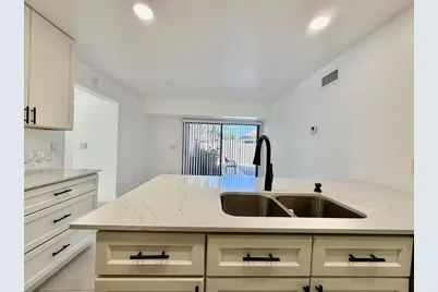7657 Sierra Terrace W, Boca Raton, FL 33433 - Photo 17