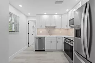 12091 Colony Ave, Palm Beach Gardens, FL 33410 - Photo 9