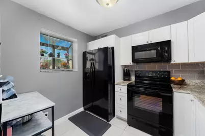 3095 N Oakland Forest Drive #101, Oakland Park, FL 33309 - Photo 7