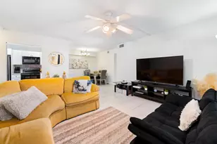 3095 N Oakland Forest Dr, Oakland Park, FL 33309 - Photo 5