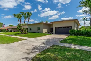 13621 Barberry Dr, Wellington, FL 33414 - Photo 29