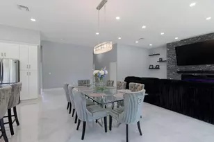 13621 Barberry Dr, Wellington, FL 33414 - Photo 5