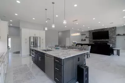 13621 Barberry Drive, Wellington, FL 33414 - Photo 3