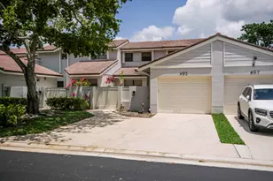 495 Prestwick Cir, Palm Beach Gardens, FL 33418 - Photo 3