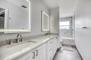 495 Prestwick Cir, Palm Beach Gardens, FL 33418 - Photo 25