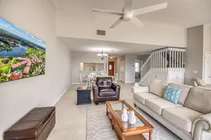 495 Prestwick Cir, Palm Beach Gardens, FL 33418 - Photo 11