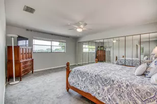495 Prestwick Cir, Palm Beach Gardens, FL 33418 - Photo 23