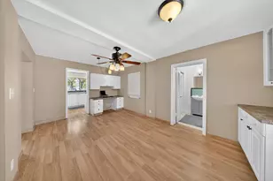 806 S 7th St, Fort Pierce, FL 34950 - Photo 13