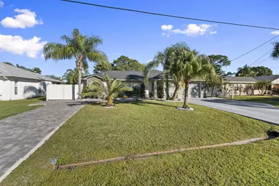 2471 SE Leithgow Street, Port Saint Lucie, FL 34952 - Photo 5