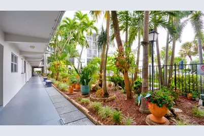 4117 Bougainvilla Drive, Lauderdale by the Sea, FL 33308 - Photo 23