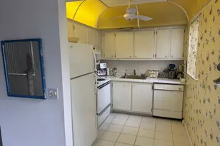 116 Lyndhurst F, Deerfield Beach, FL 33442 - Photo 9