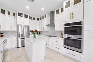 7508 NW 117th Ln, Parkland, FL 33076 - Photo 11
