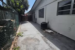 7221 Venetian St, Miramar, FL 33023 - Photo 11