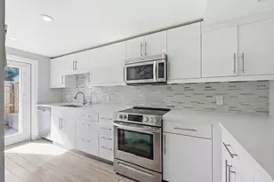 1610 NE 7th St, Fort Lauderdale, FL 33304 - Photo 5