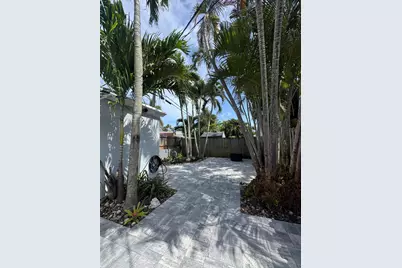 1610 NE 7th Street, Fort Lauderdale, FL 33304 - Photo 15