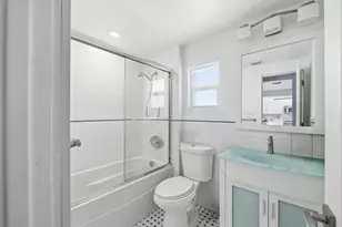 1610 NE 7th St, Fort Lauderdale, FL 33304 - Photo 7