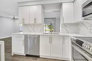 10104 Country Brook Rd, Boca Raton, FL 33428 - Photo 23