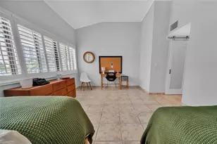 314 Poinciana Dr, Sunny Isles Beach, FL 33160 - Photo 19