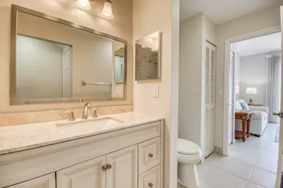 495 Prestwick Circle, Palm Beach Gardens, FL 33418 - Photo 17