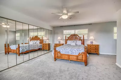 495 Prestwick Circle, Palm Beach Gardens, FL 33418 - Photo 23