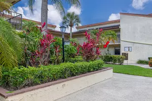 8751 Holly Ct, Tamarac, FL 33321 - Photo 7