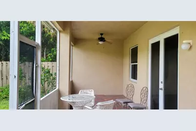 3945 Torres Circle, West Palm Beach, FL 33409 - Photo 11