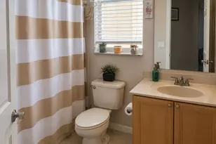 3945 Torres Cir, West Palm Beach, FL 33409 - Photo 9