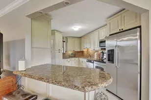 5901 Camino Del Sol, Boca Raton, FL 33433 - Photo 11