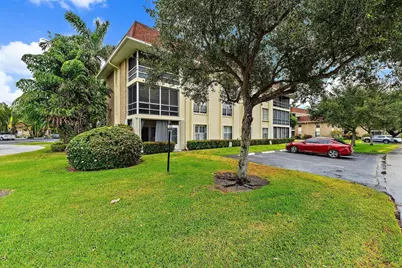5570 Tamberlane Circle #131, Palm Beach Gardens, FL 33418 - Photo 29