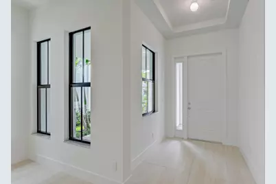 13559 Artisan Circle, Palm Beach Gardens, FL 33418 - Photo 5