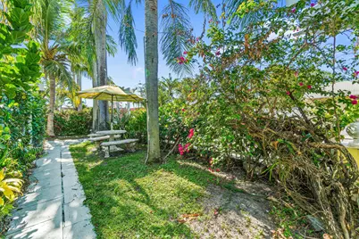 629 Selkirk Street, West Palm Beach, FL 33405 - Photo 23