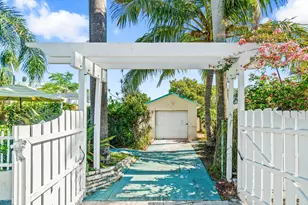 629 Selkirk St, West Palm Beach, FL 33405 - Photo 5