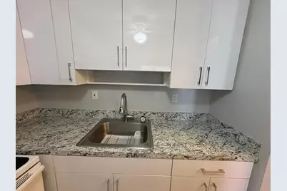 3 Kinghswood A, West Palm Beach, FL 33417 - Photo 5