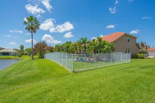 1010 SW Ruby Ave Ave SW, Vero Beach, FL 32968 - Photo 3