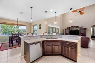 112 Ibisca Terrace, Royal Palm Beach, FL 33411 - Photo 11