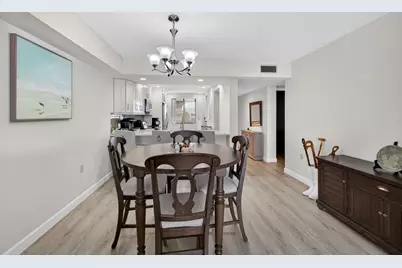 2441 Village Boulevard #403, West Palm Beach, FL 33409 - Photo 11