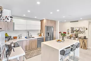 19390 Collins Ave, Sunny Isles Beach, FL 33160 - Photo 21