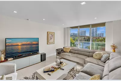 19390 Collins Avenue, Sunny Isles Beach, FL 33160 - Photo 29