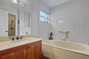 180 NW 47th Ave, Deerfield Beach, FL 33442 - Photo 29