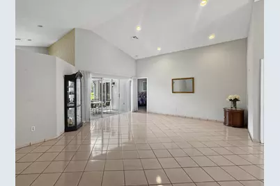 180 NW 47th Avenue, Deerfield Beach, FL 33442 - Photo 5