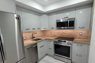 3300 N Palm Aire Dr, Pompano Beach, FL 33069 - Photo 23