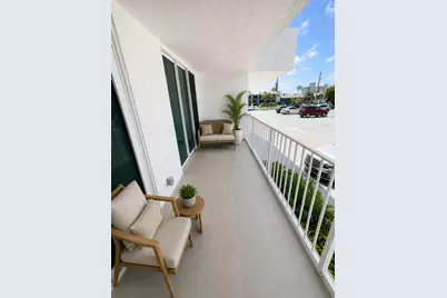 800 SE 20th Avenue #105, Deerfield Beach, FL 33441 - Photo 3