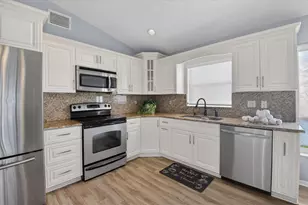 9628 Tavernier Dr, Boca Raton, FL 33496 - Photo 17
