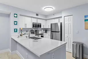 140 Yacht Club Way, Hypoluxo, FL 33462 - Photo 5