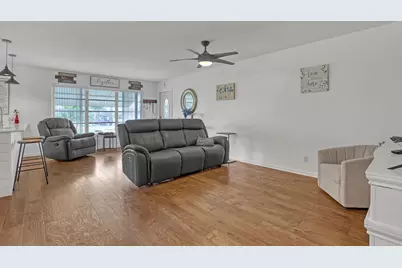 245 Main Boulevard #B, Boynton Beach, FL 33435 - Photo 7